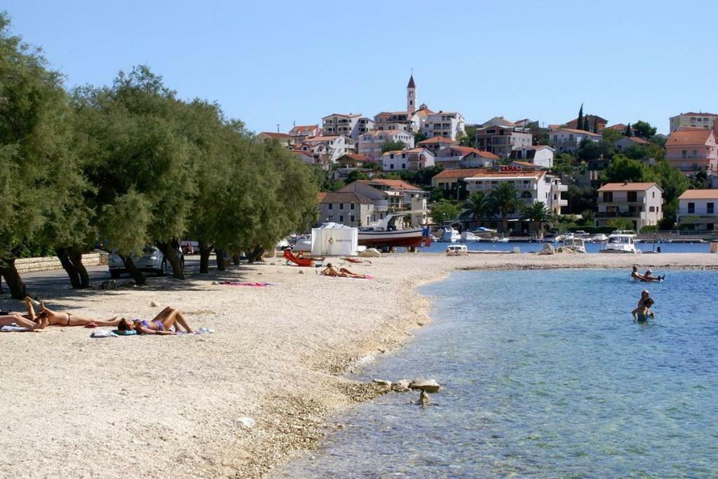 Apartmani Barada Seget Vranjica Bagian luar foto